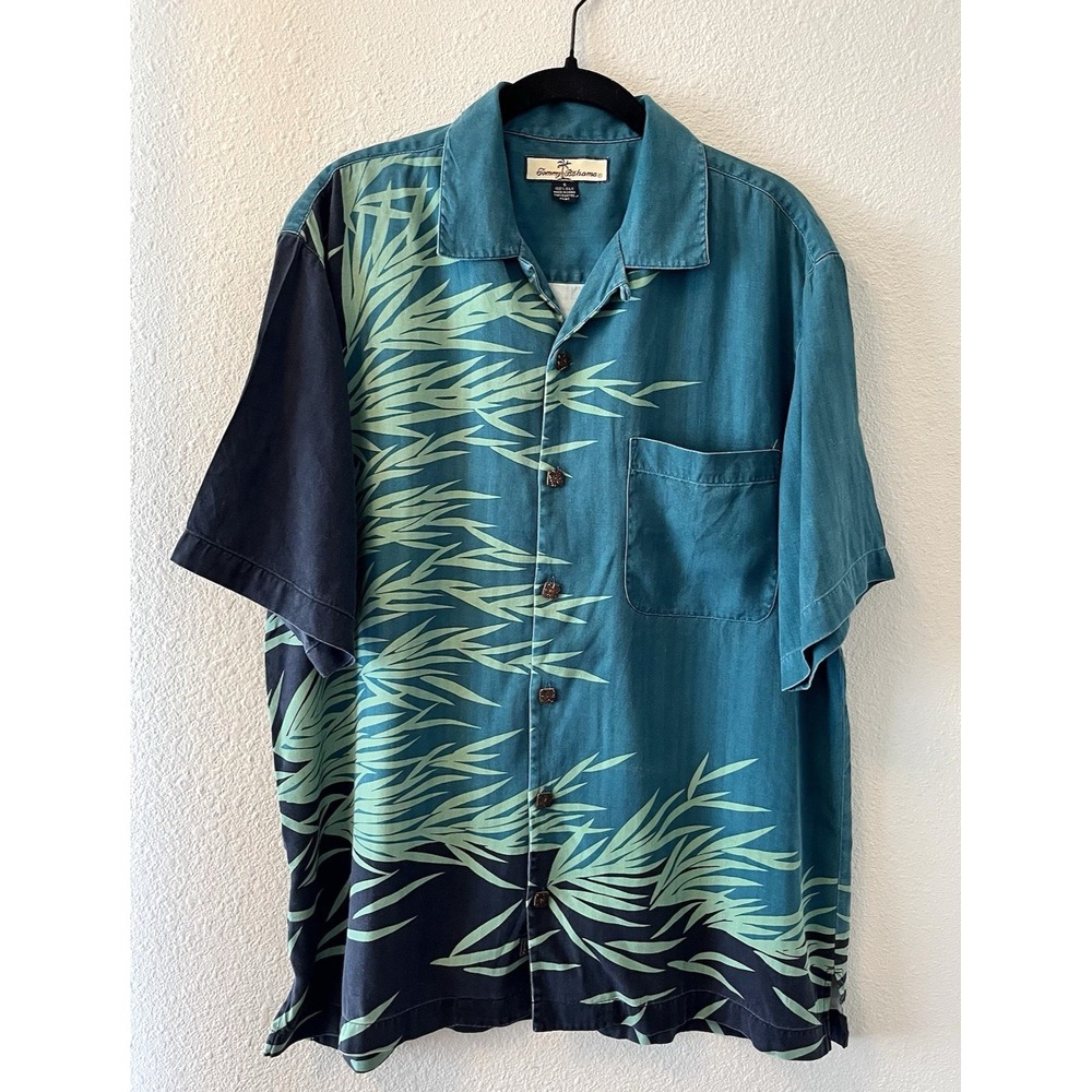 Tommy Bahama Mens Camp Shirt Small Silk Leaf Print Button Front Two Tone Blue